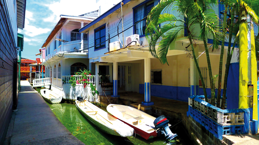 Jingle à Guanaja