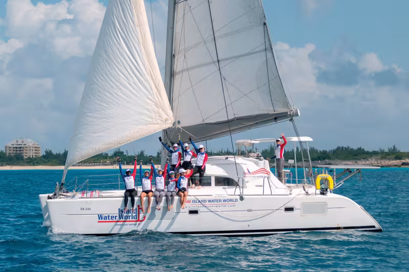 Ambiance garantie par l’équipage féminin du Lagoon 380 Bayla. 