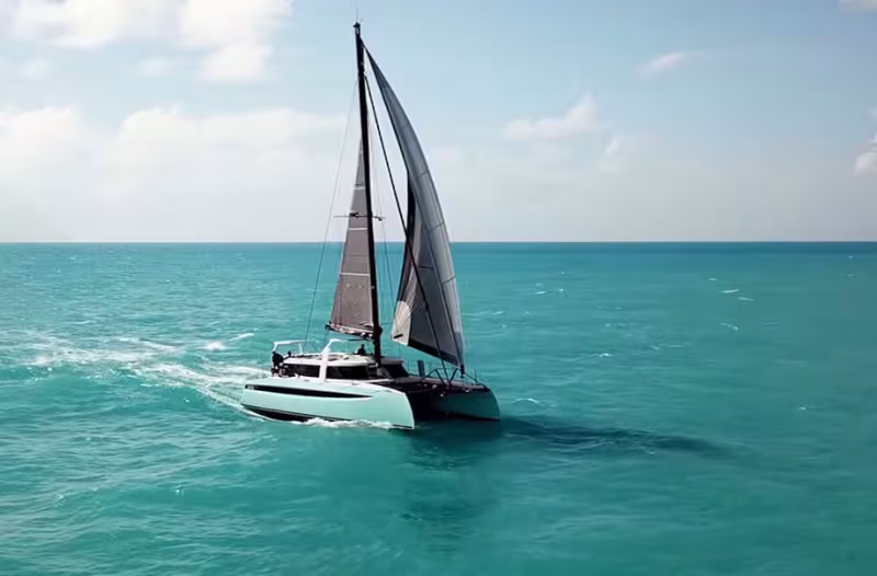 HH50 Sports Cruiser - Teaser essai en mer - Multicoques Mag