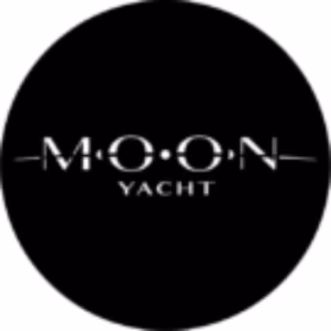 MoonYacht