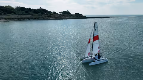Le design moderne et racé du Treasy 4.0 lui donne des airs de machine de course à l’échelle 1/8…
