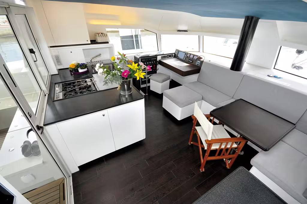 A l'intérieur, le design est moderne, agréable à vivre et fonctionnel.