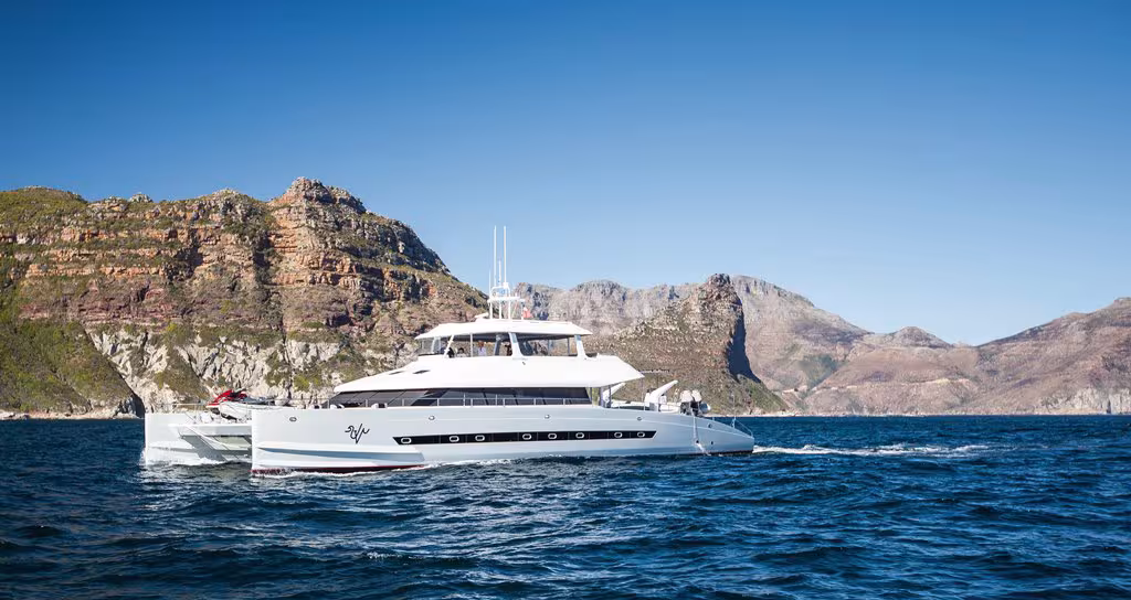 Open Ocean 800 Expedition Catamaran