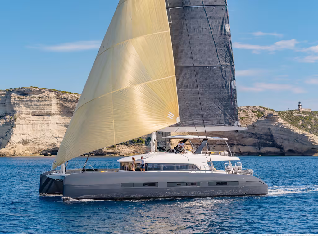 Video : les images de notre essai à bord du catamaran Lagoon SEVENTY 7