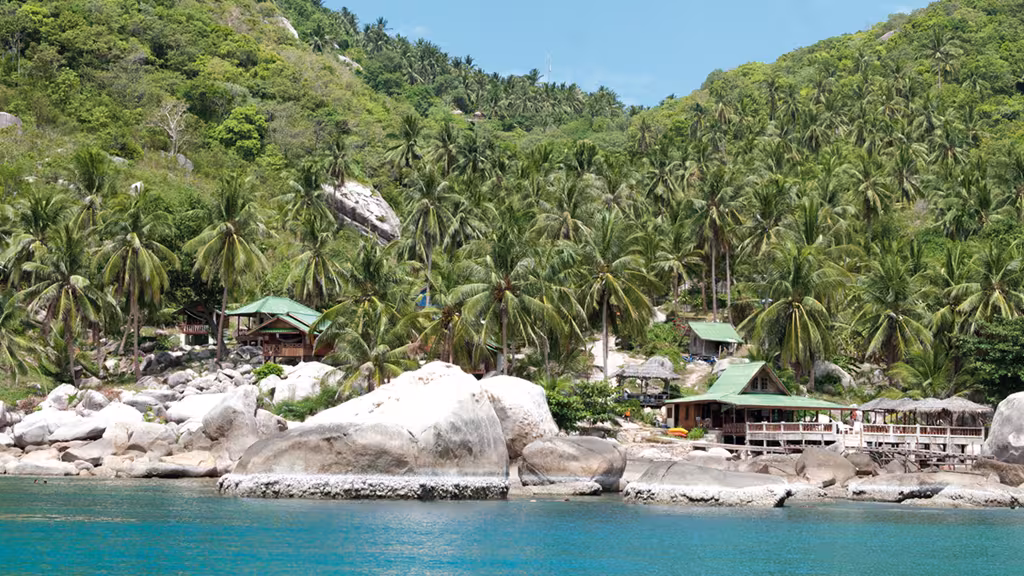 Ao Hin Wong, un superbe snorkeling et une ambiance à terre tout droit sortie des année 70…