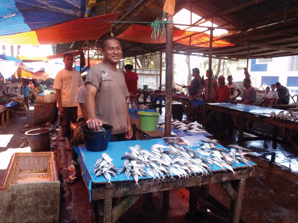 Passage obligé au… pasar, le marché traditionnel indonésien…