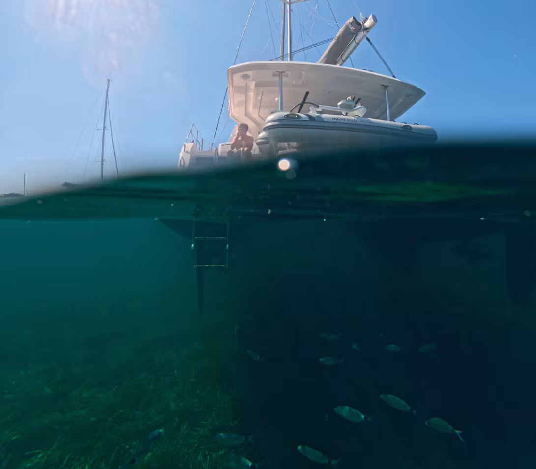 Conserver la glisse de nos carènes sans nuire à l’environnement s’apparente à un véritable défi.